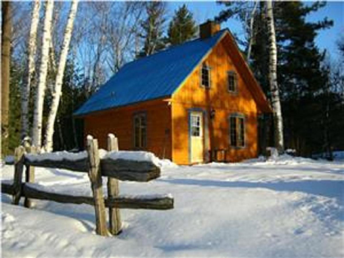 Les Chalets Sur Le Cap Saint Joachim Luaran gambar