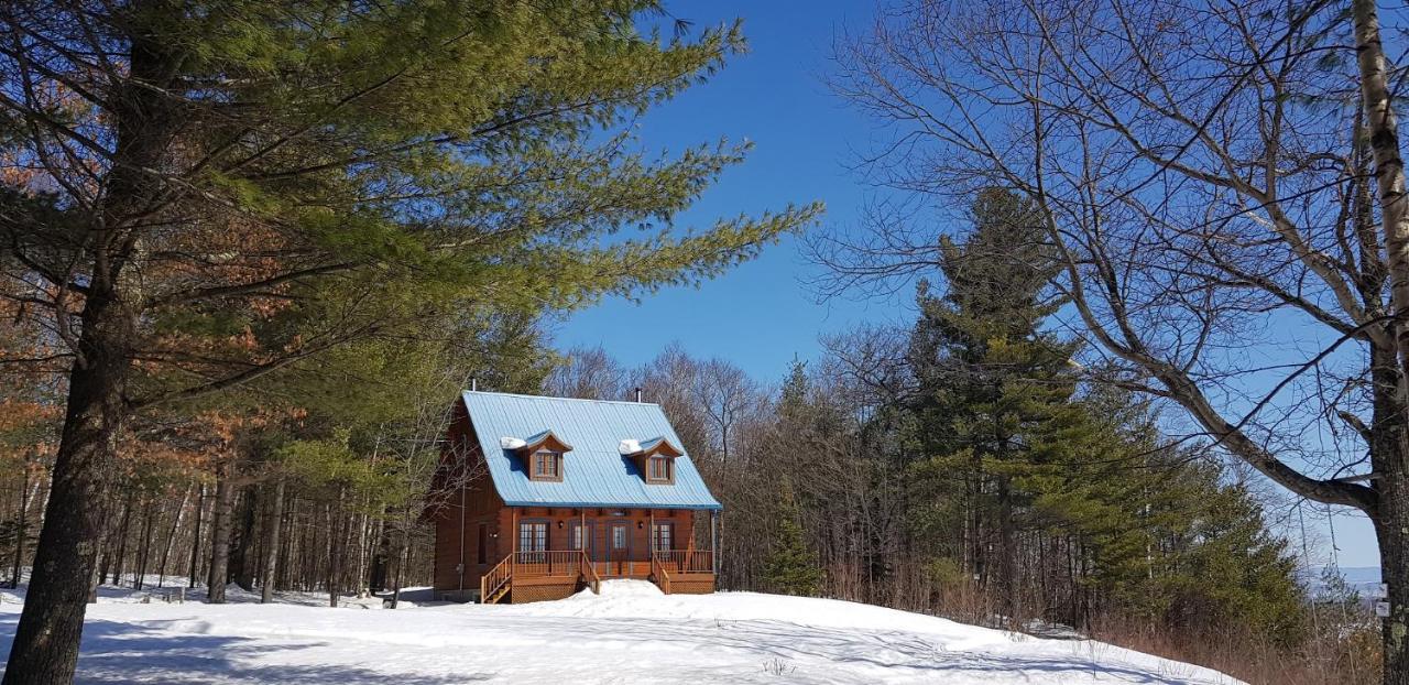 Les Chalets Sur Le Cap Saint Joachim Luaran gambar